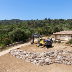 TRAVAUX DE TERRASSEMENT - ENROCHEMENT - DÉMOLITION - VRD - AJACCIO